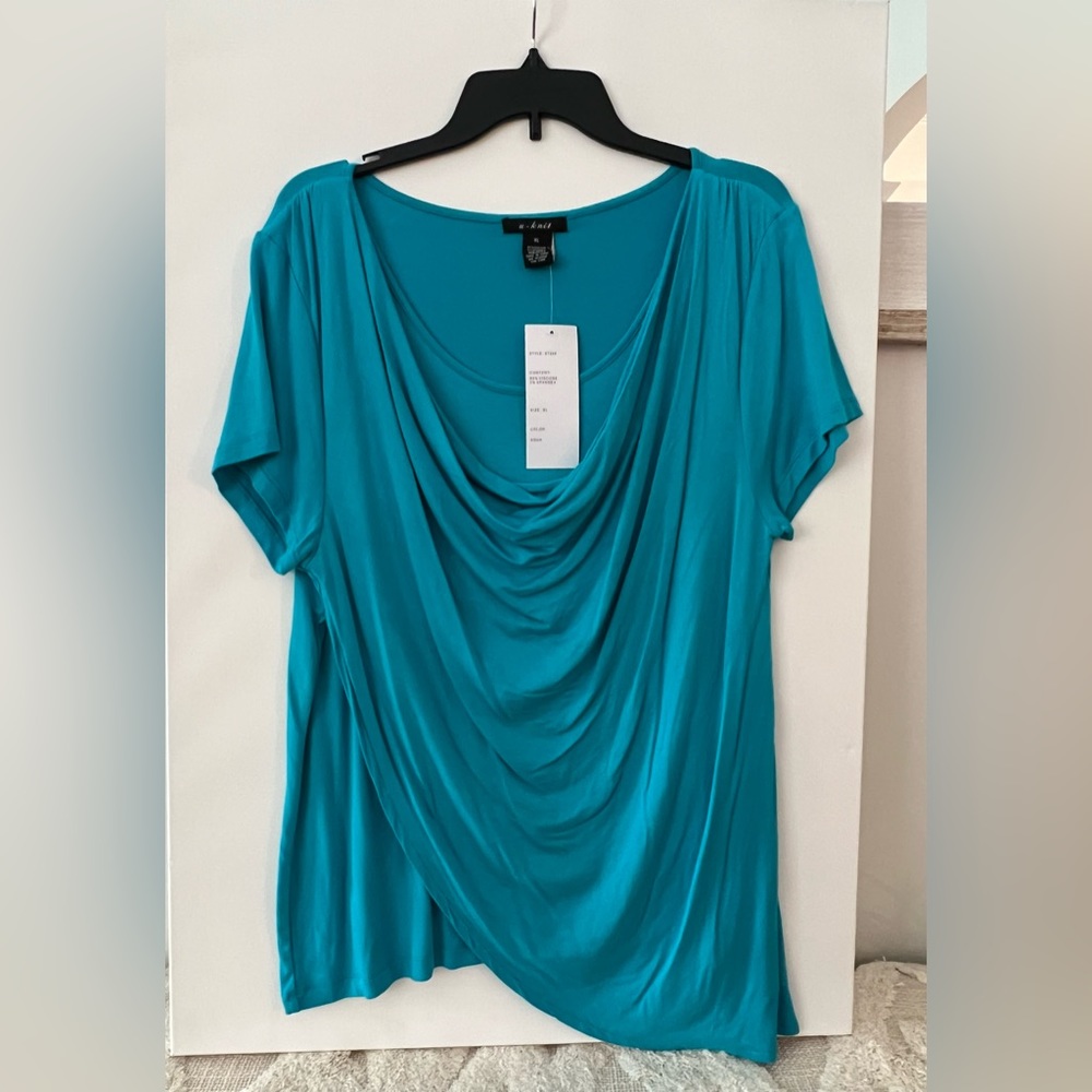 Women’s XL Aqua-colored Shirt